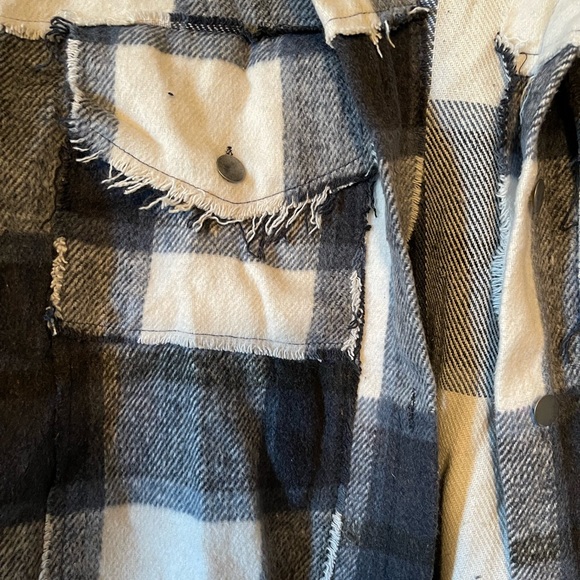 POL M Shacket oversized - Picture 2 of 4